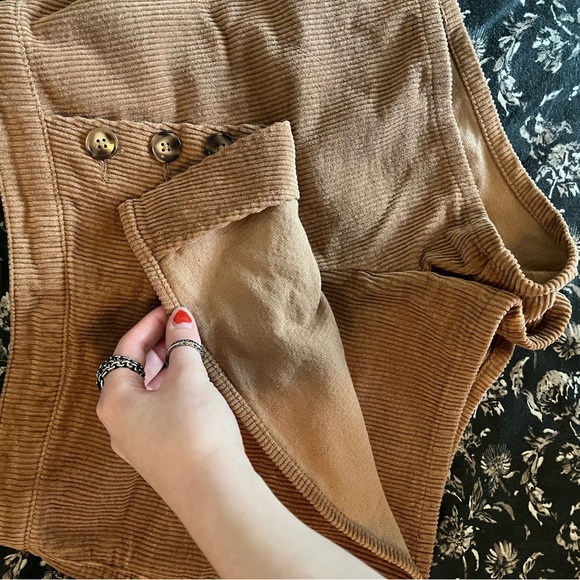 Tan corduroy skort 🤎📚 built in shorts! - Picture 7 of 8